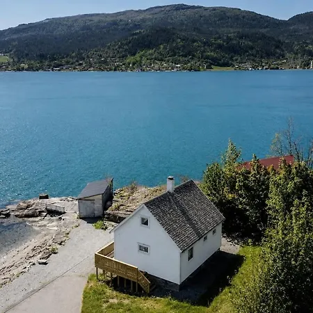 Close To The In Idyllic Surroundings Dom wakacyjny *