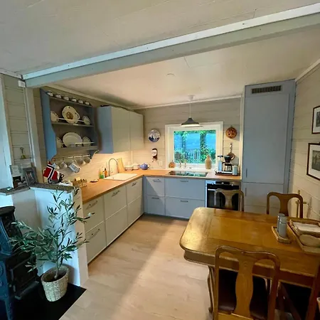 Close To The In Idyllic Surroundings Hébergement de vacances